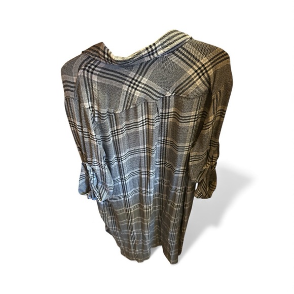 Cloth & Stone|Black and White|Duster|SizeXL|Button all the way|Day to night - Picture 5 of 10